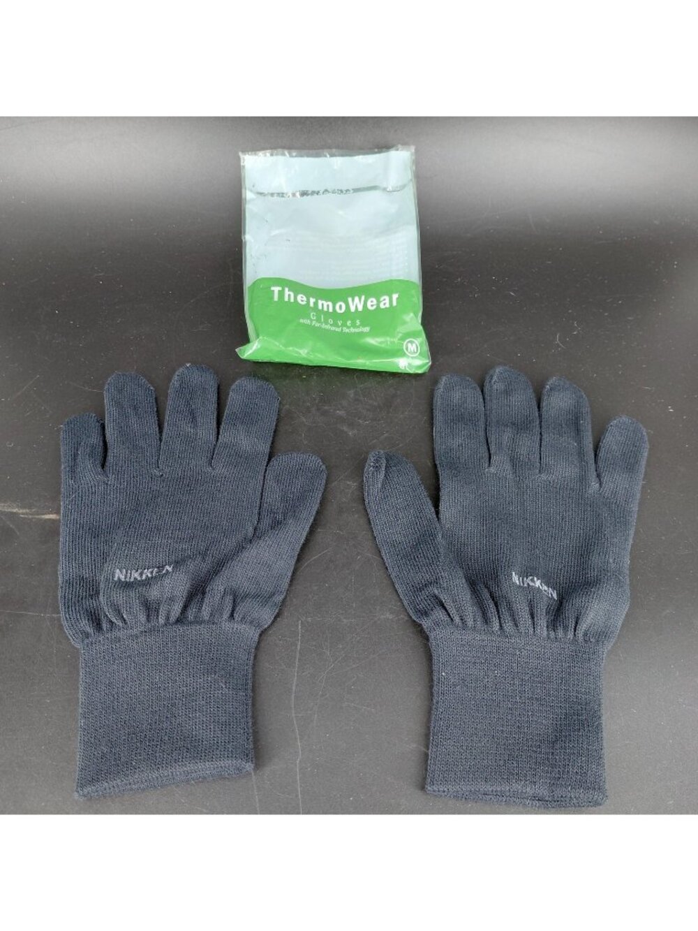 Nikken Gloves Men Size M Black ThermoWear Far Infrared Knit Winter Work 1858 NEW